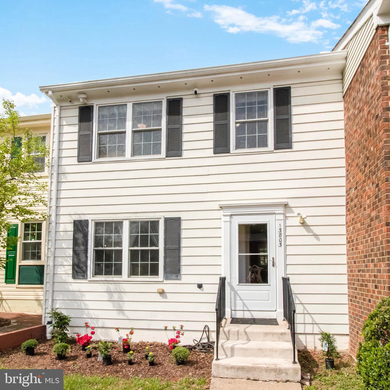 13803 Newport Lane, Chantilly