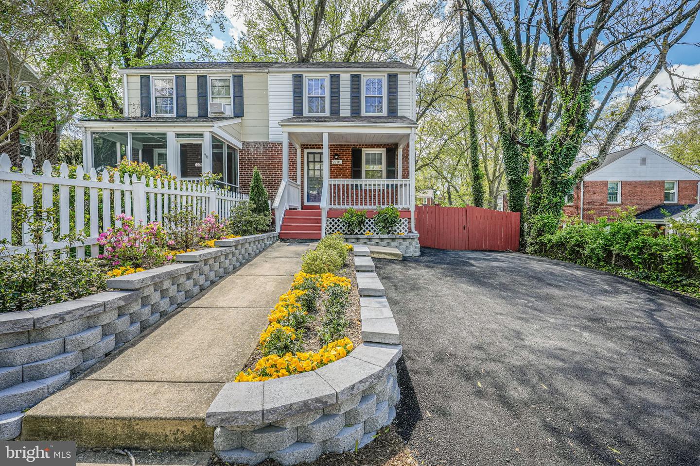 2705 Farmington Drive, Alexandria