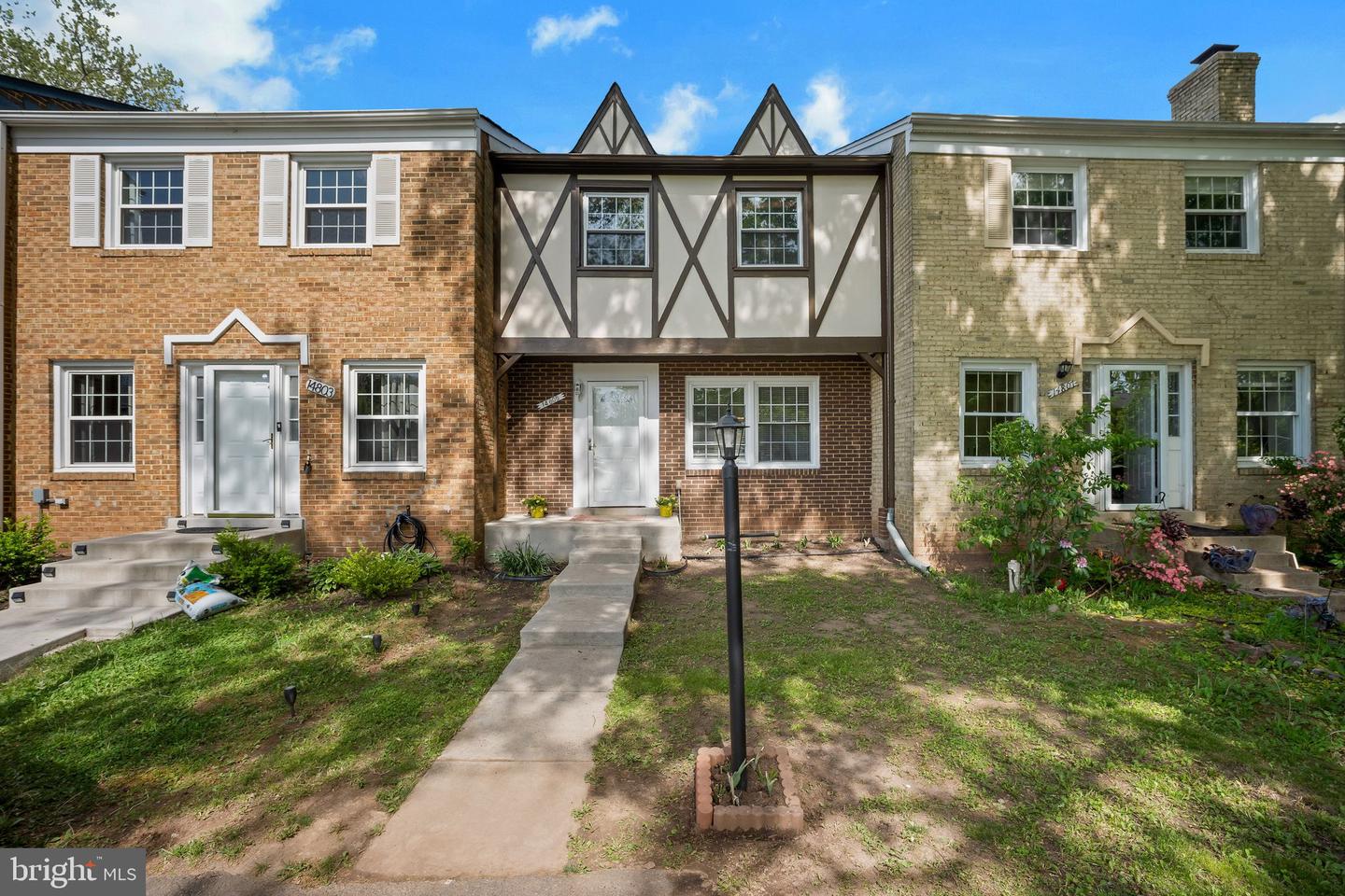 14805 Hatfield Square, Centreville