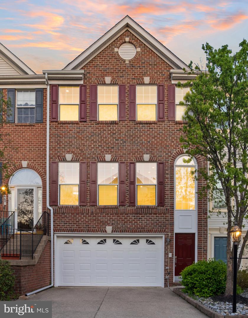 6683 Ordsall Street, Alexandria