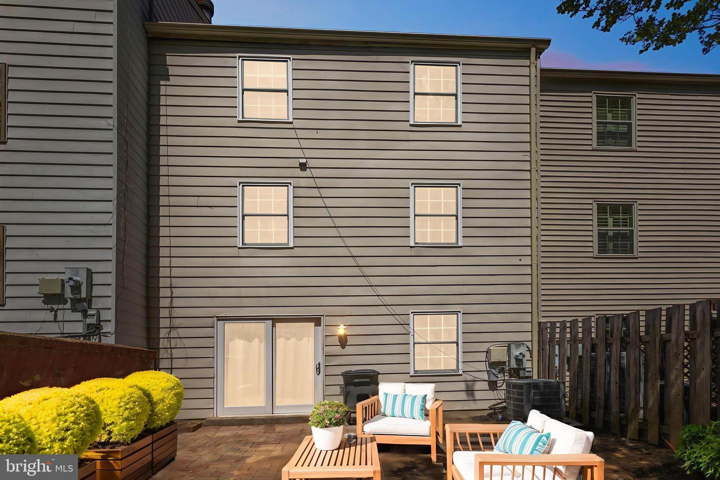 9427 Candleberry Court, Burke
