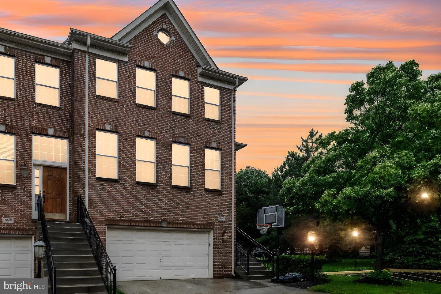 13963 James Cross Street, Chantilly