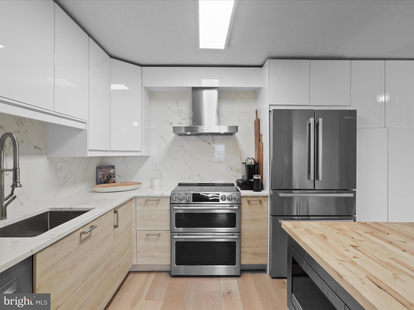 8340 Greensboro Drive #902, Mclean