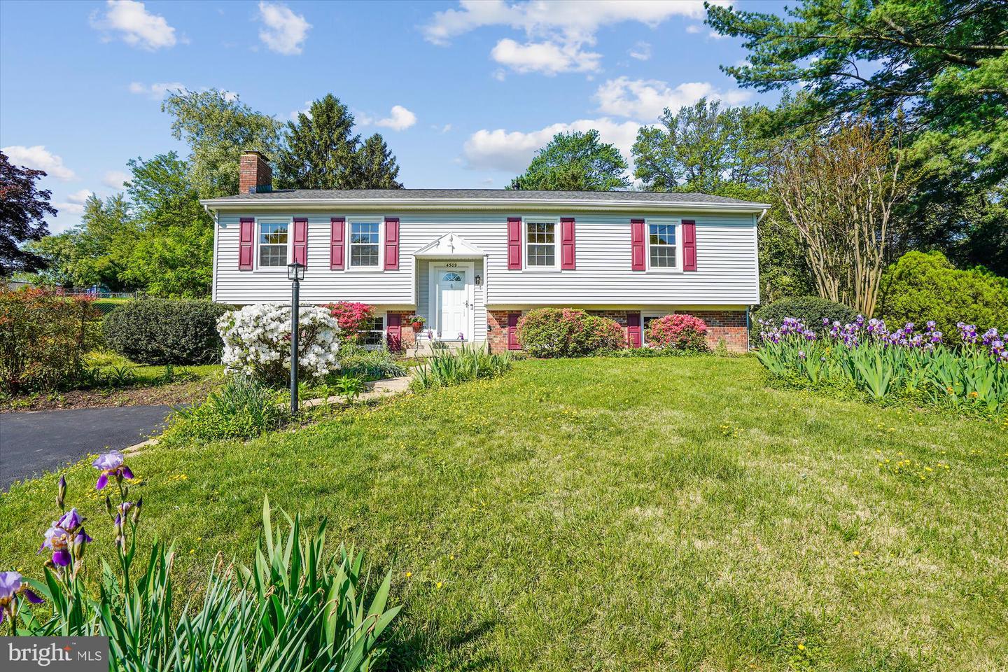 4509 Dartmoor Lane, Alexandria