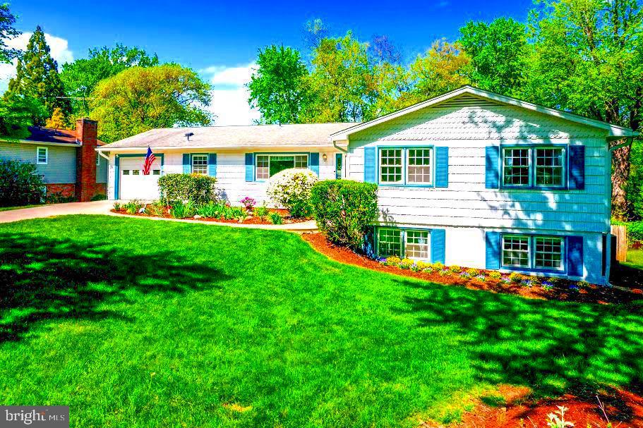 10728 Zion Dr, Fairfax