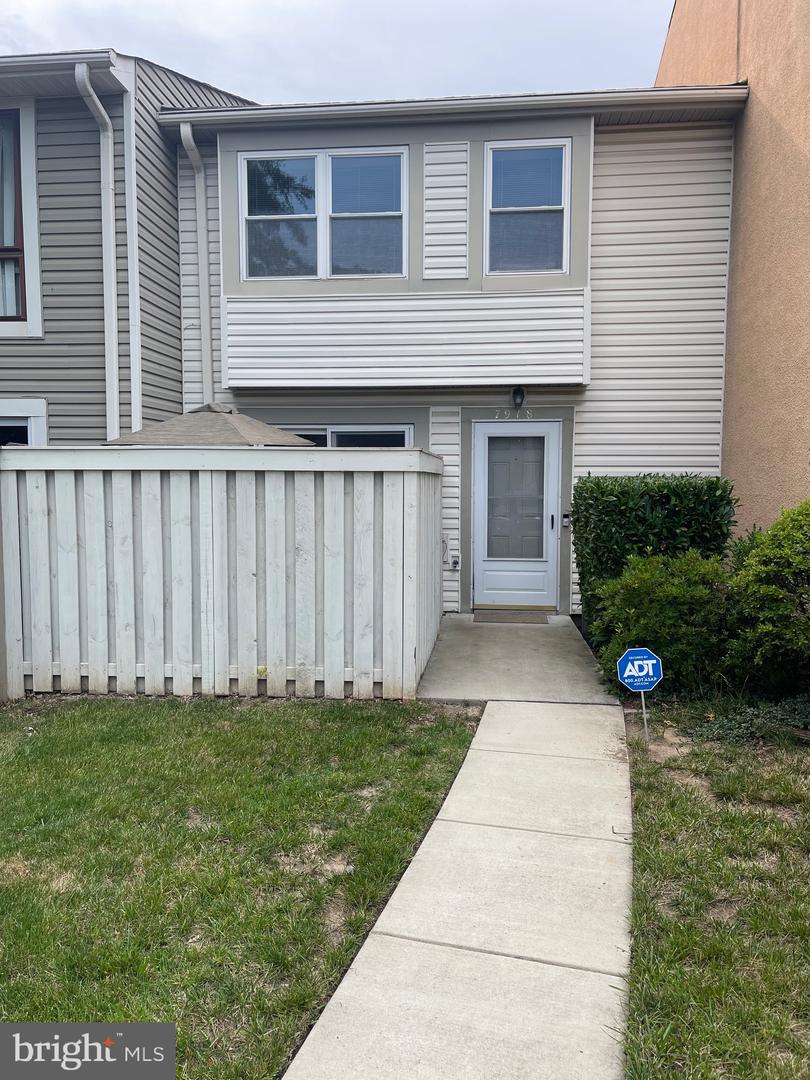 7918 Bentley Village Drive #14a, Springfield