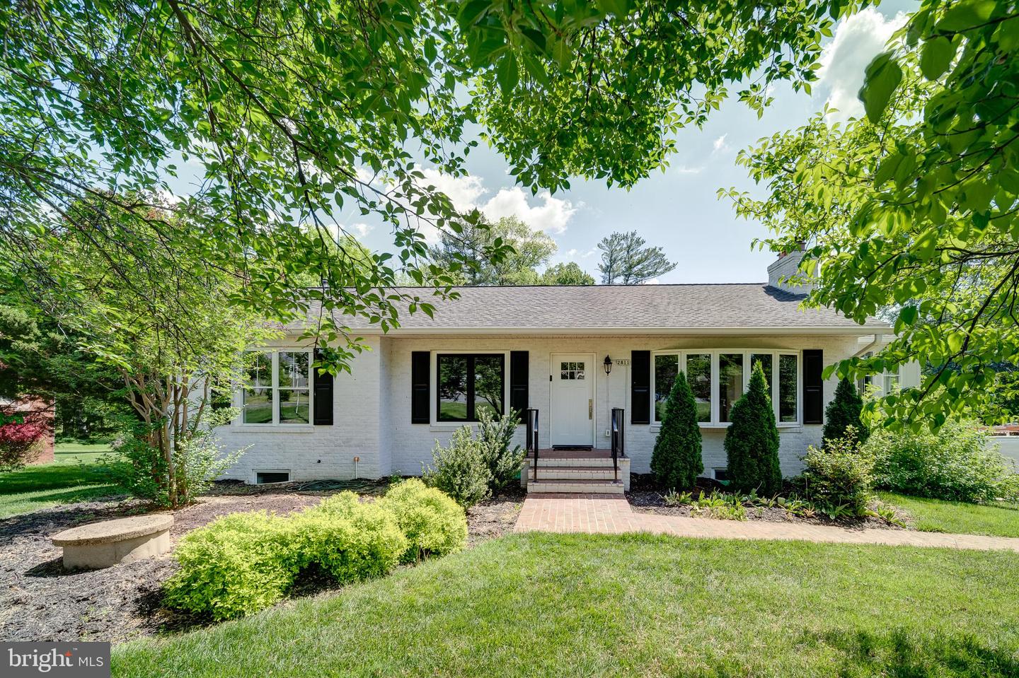 2811 Cedar Lane, Vienna