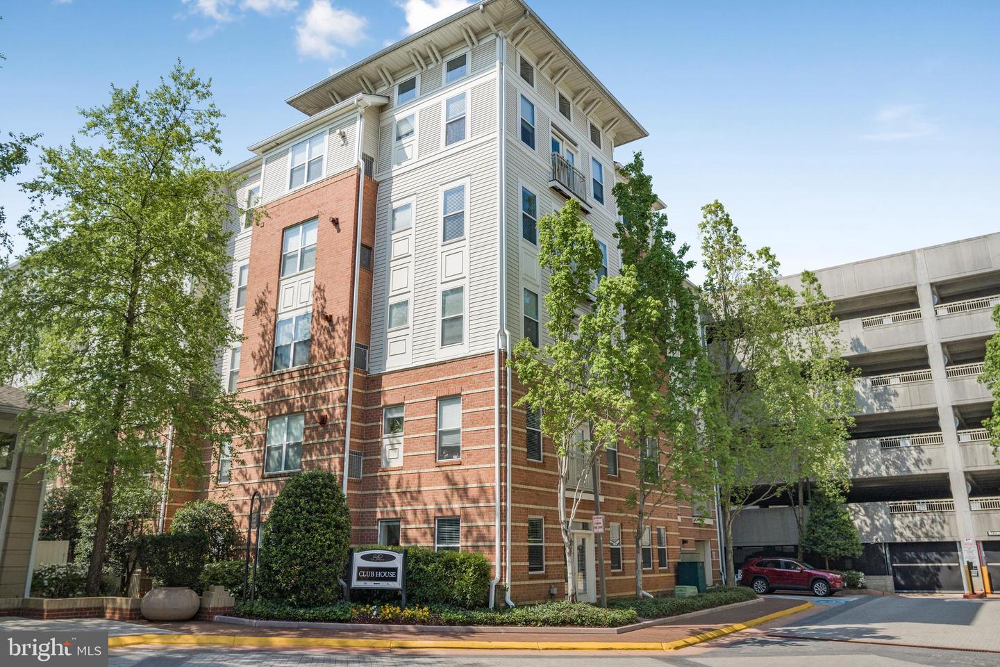 9486 Virginia Center Boulevard #312, Vienna