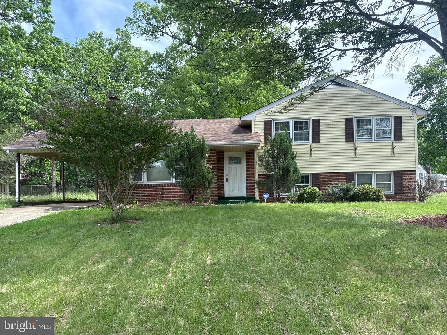 14825 Carlbern Drive, Centreville