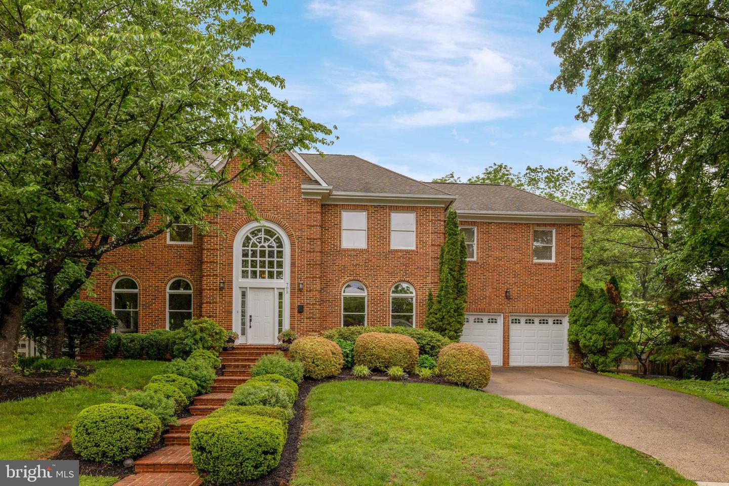702 Ware Street SW, Vienna