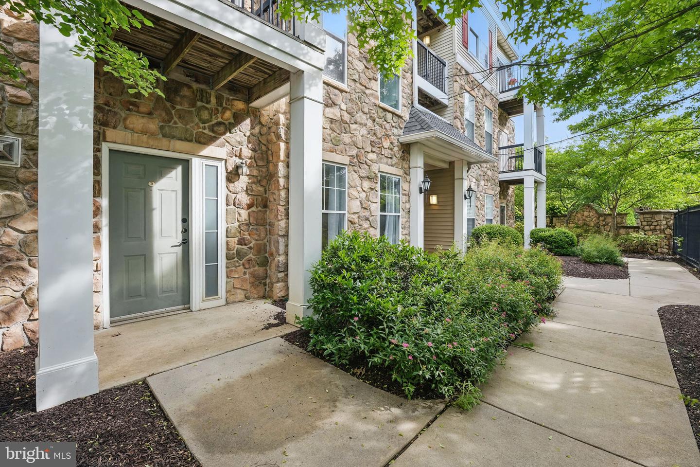 5115 Travis Edward Way #b, Centreville