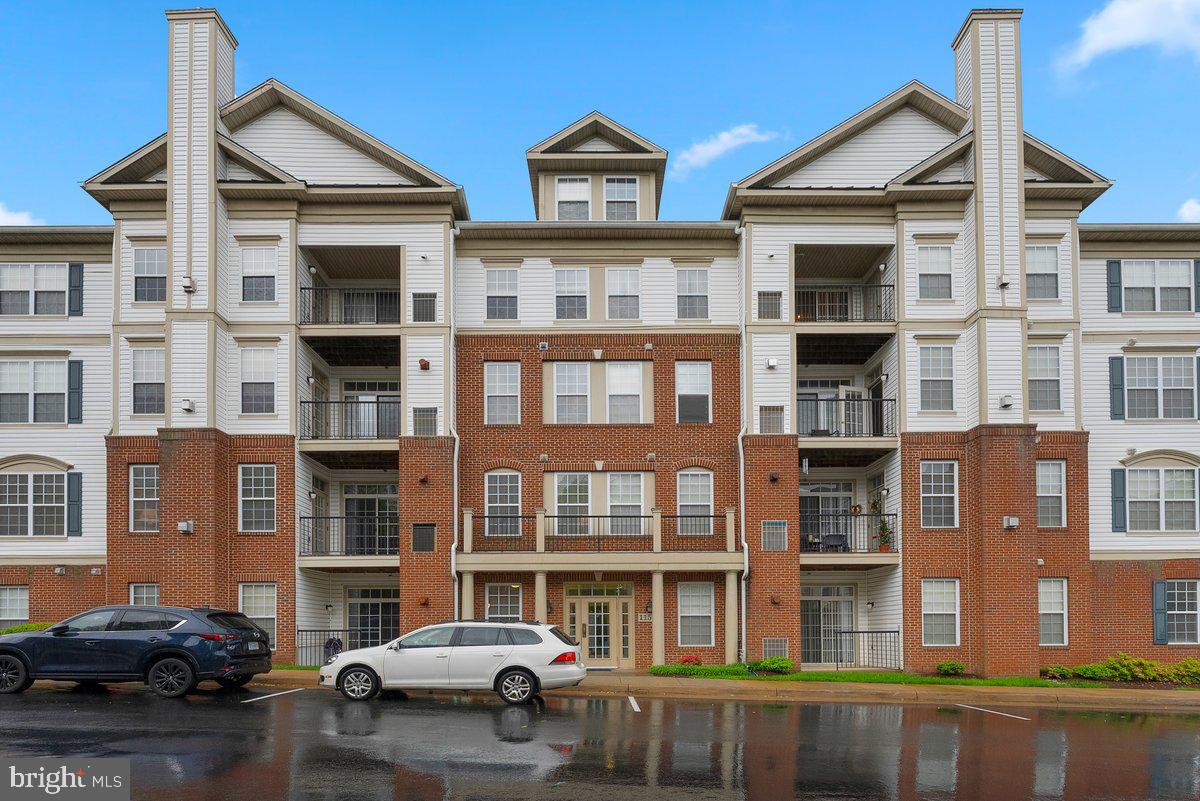 11565 Cavalier Landing Court #201, Fairfax