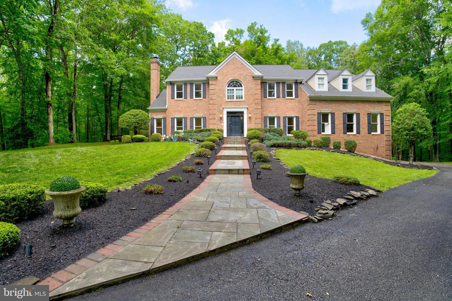 12410 Clifton Hunt Drive, Clifton