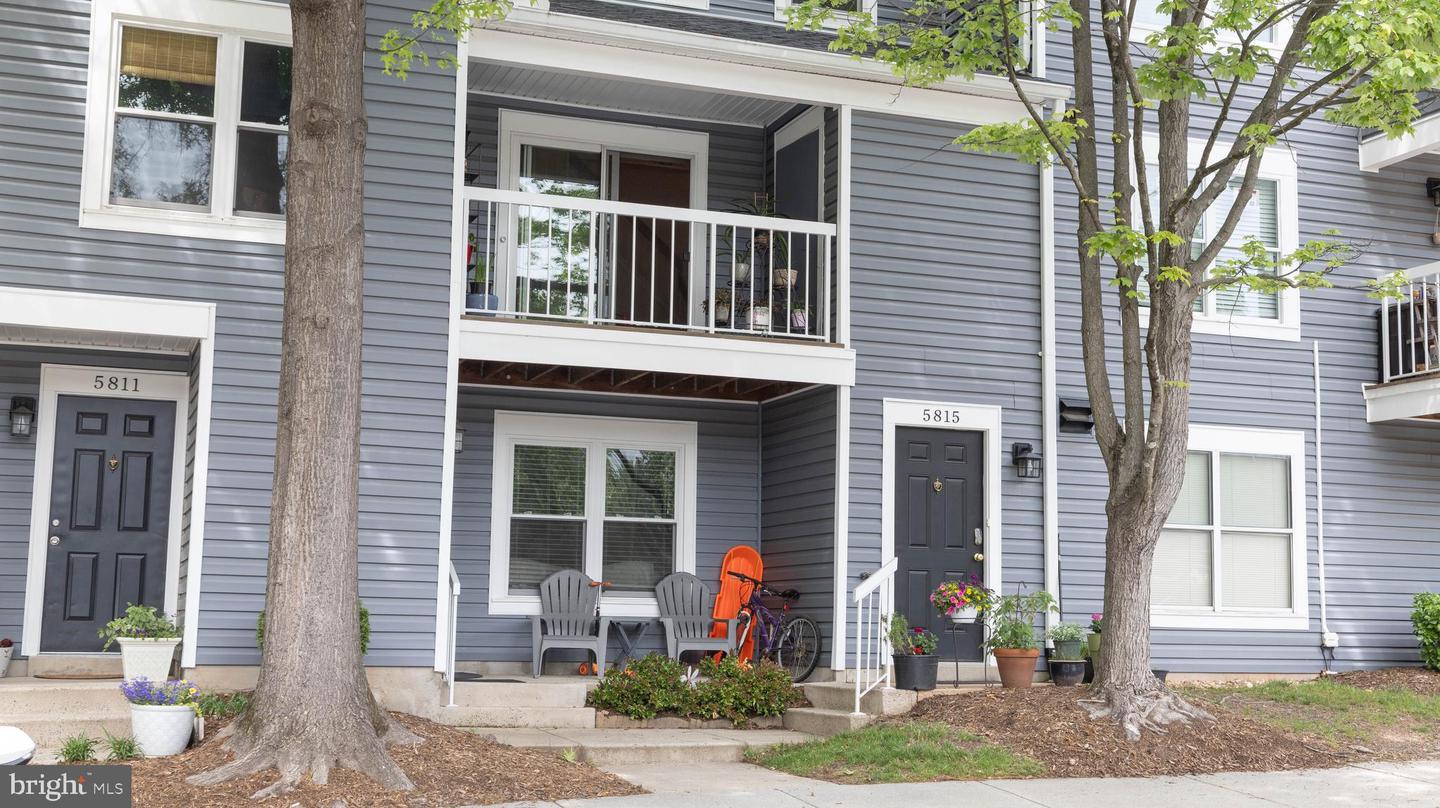 5815 Orchard Hill Lane, Clifton