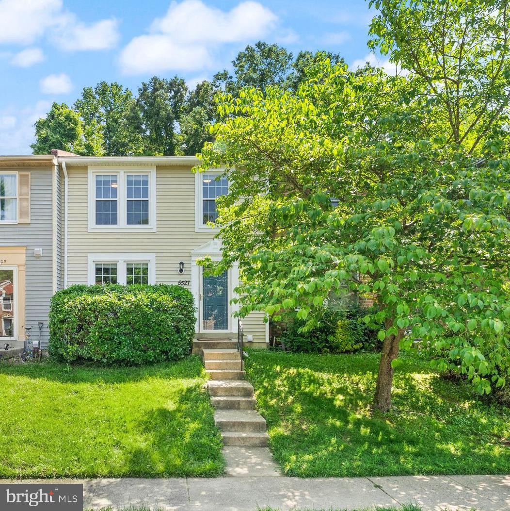 5527 Inverness Woods Court, Fairfax