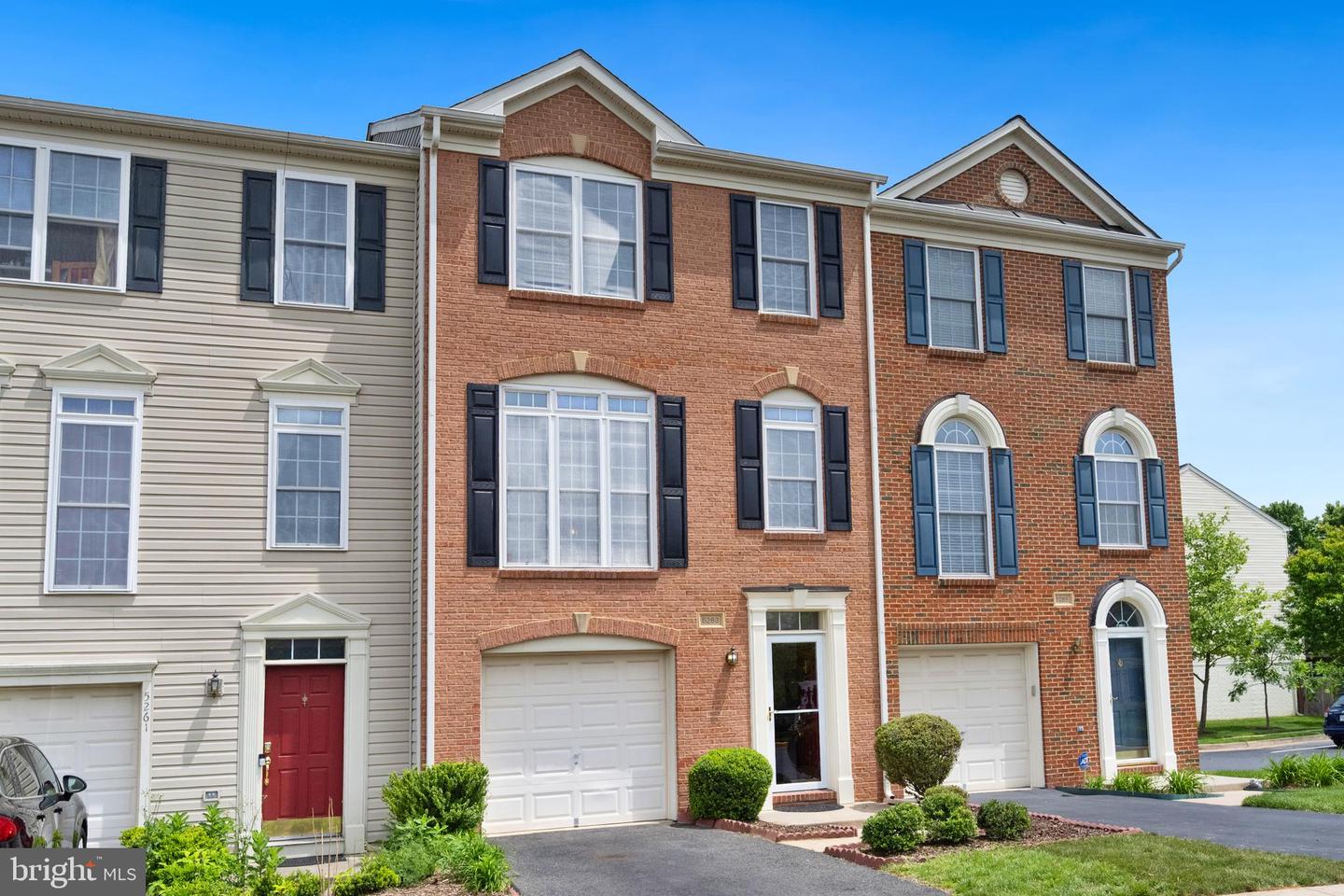 5263 Prairie Willow Way, Centreville