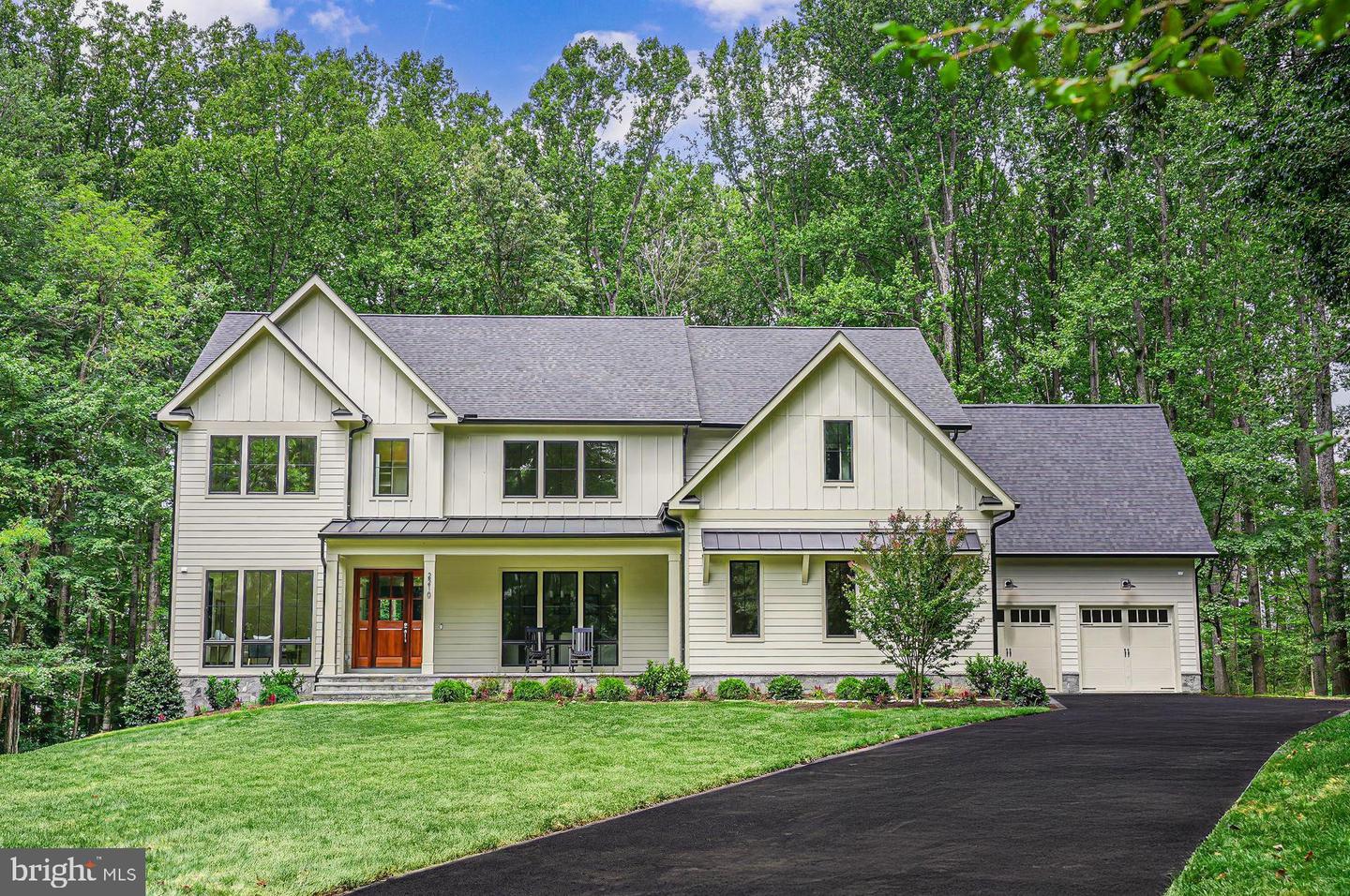 2210 Trott Avenue, Vienna