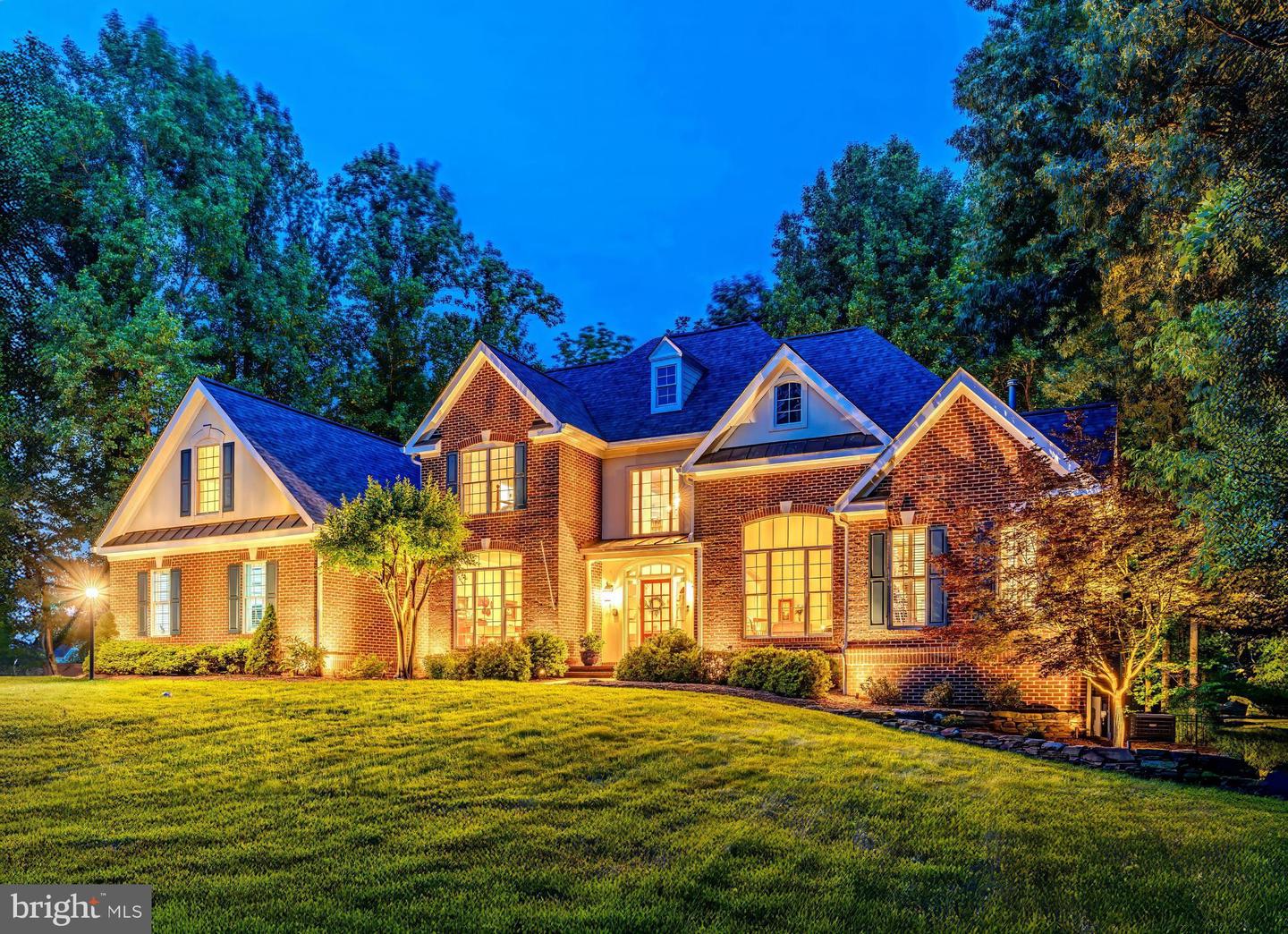 11709 Pine Tree Drive, Fairfax