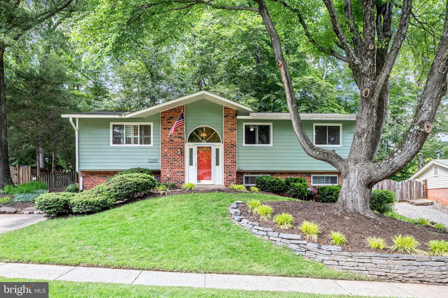 5209 Stonington Drive, Fairfax