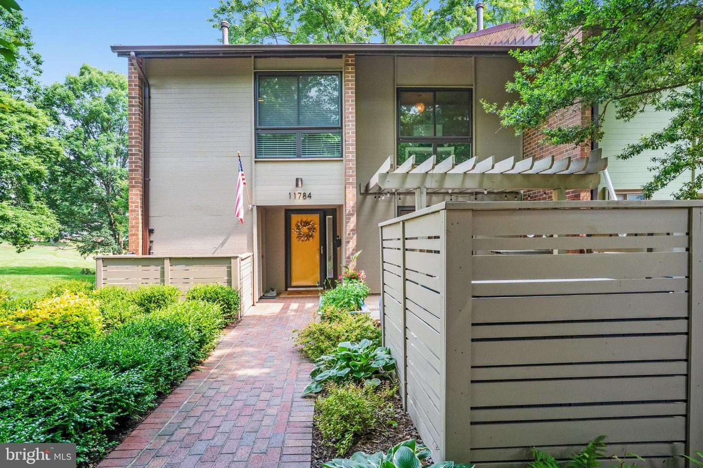 11784 Indian Ridge Road, Reston