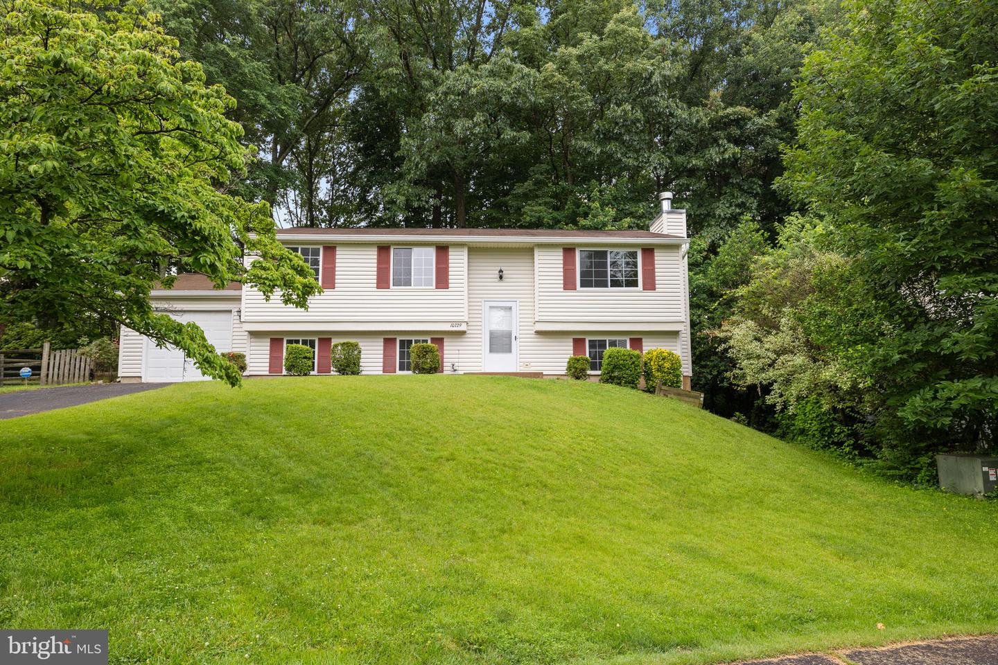 10729 Freds Oak Court, Burke