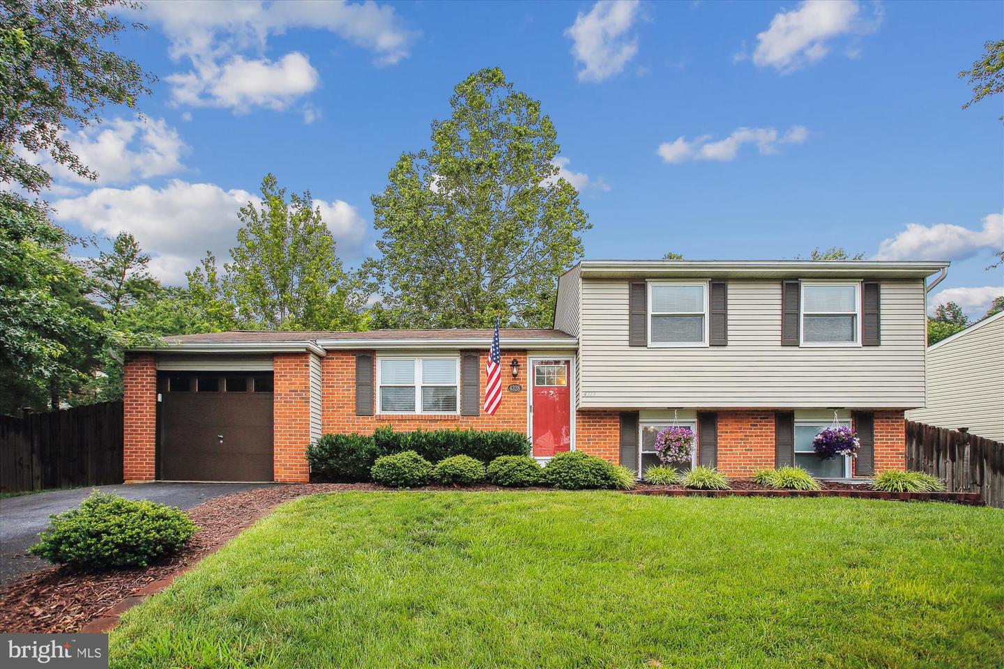 4328 Rolling Stone Way, Alexandria