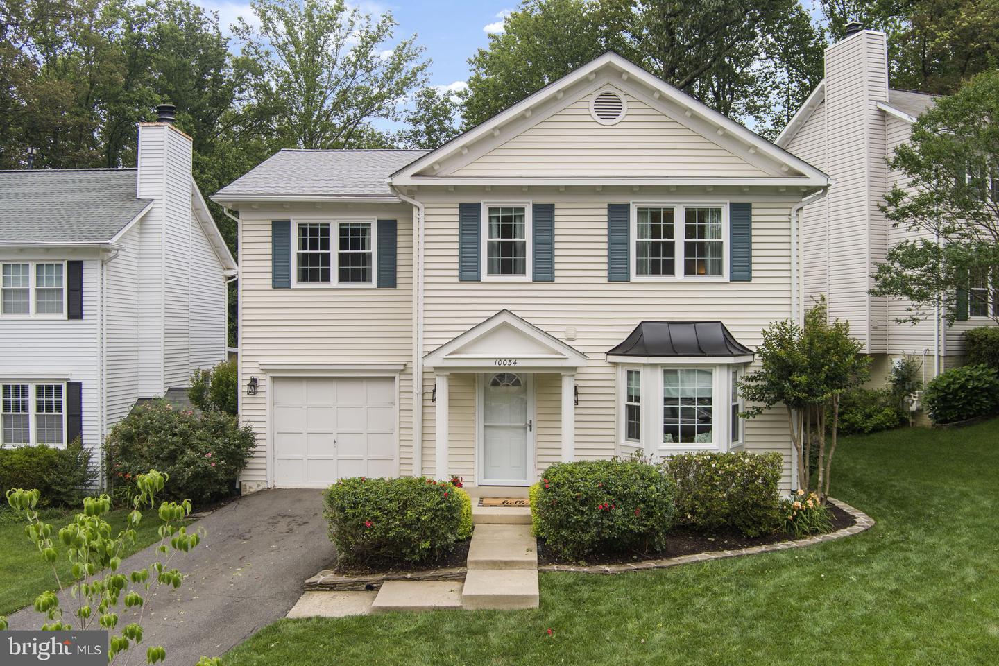 10034 Park Woods Lane, Burke