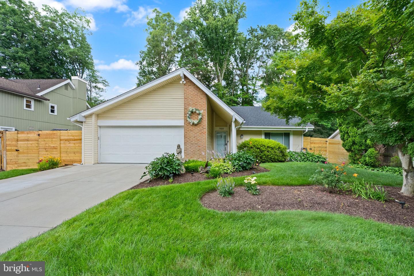 7909 Mulberry Bottom Court, Springfield