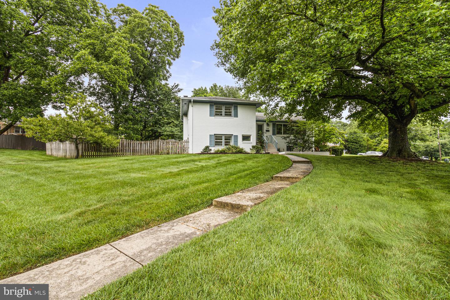 7119 Sea Cliff Road, Mclean