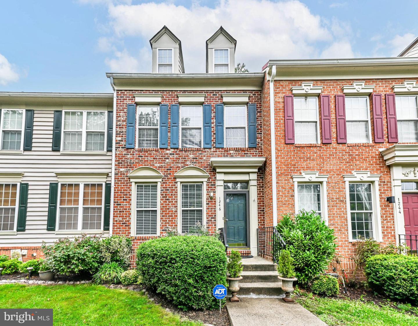 1246 Vintage Place, Reston