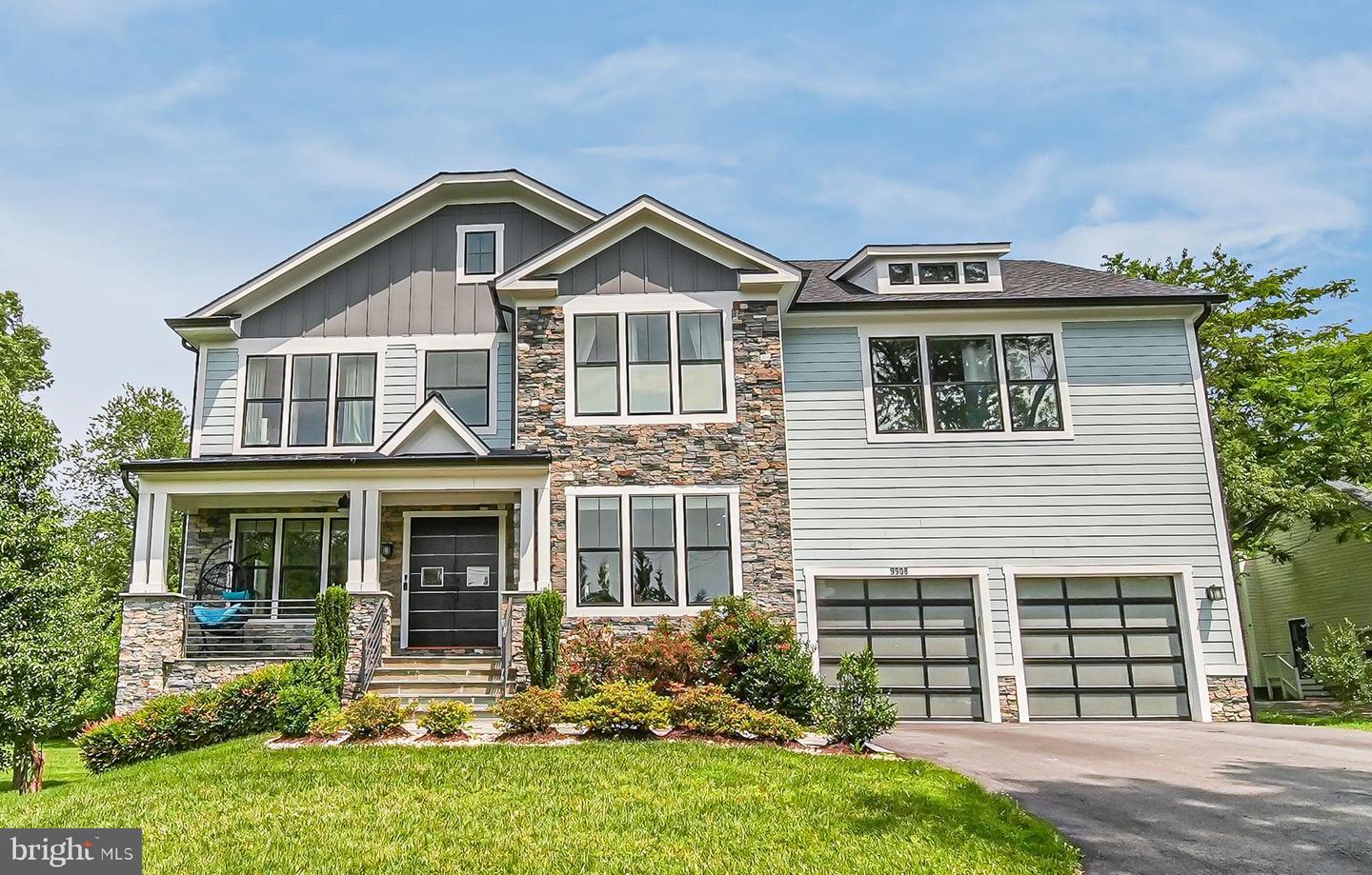 9908 Blake Lane