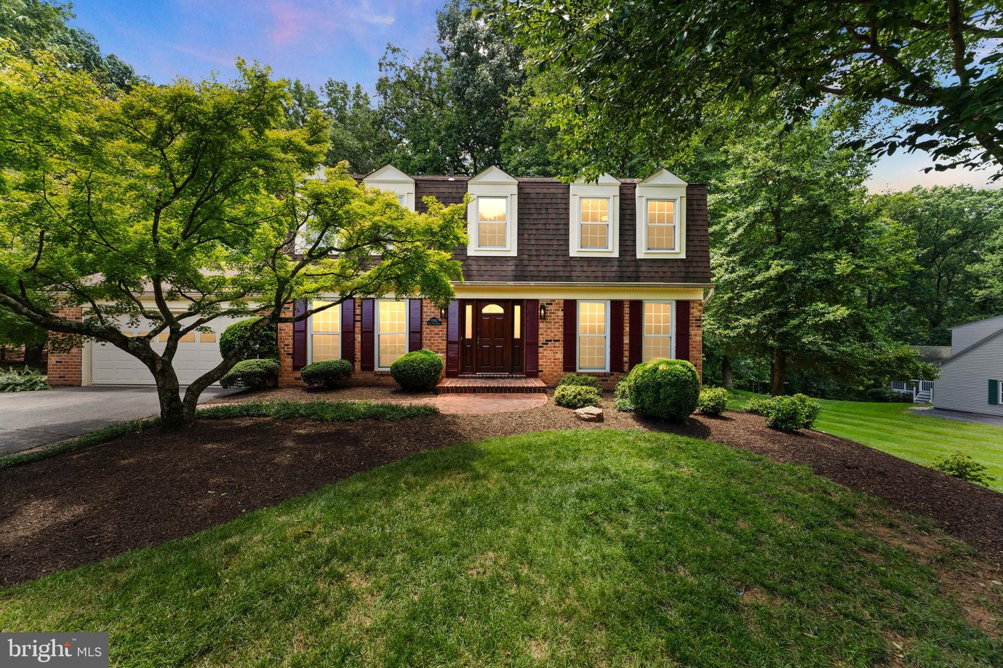 10912 Blue Roan Road, Oakton