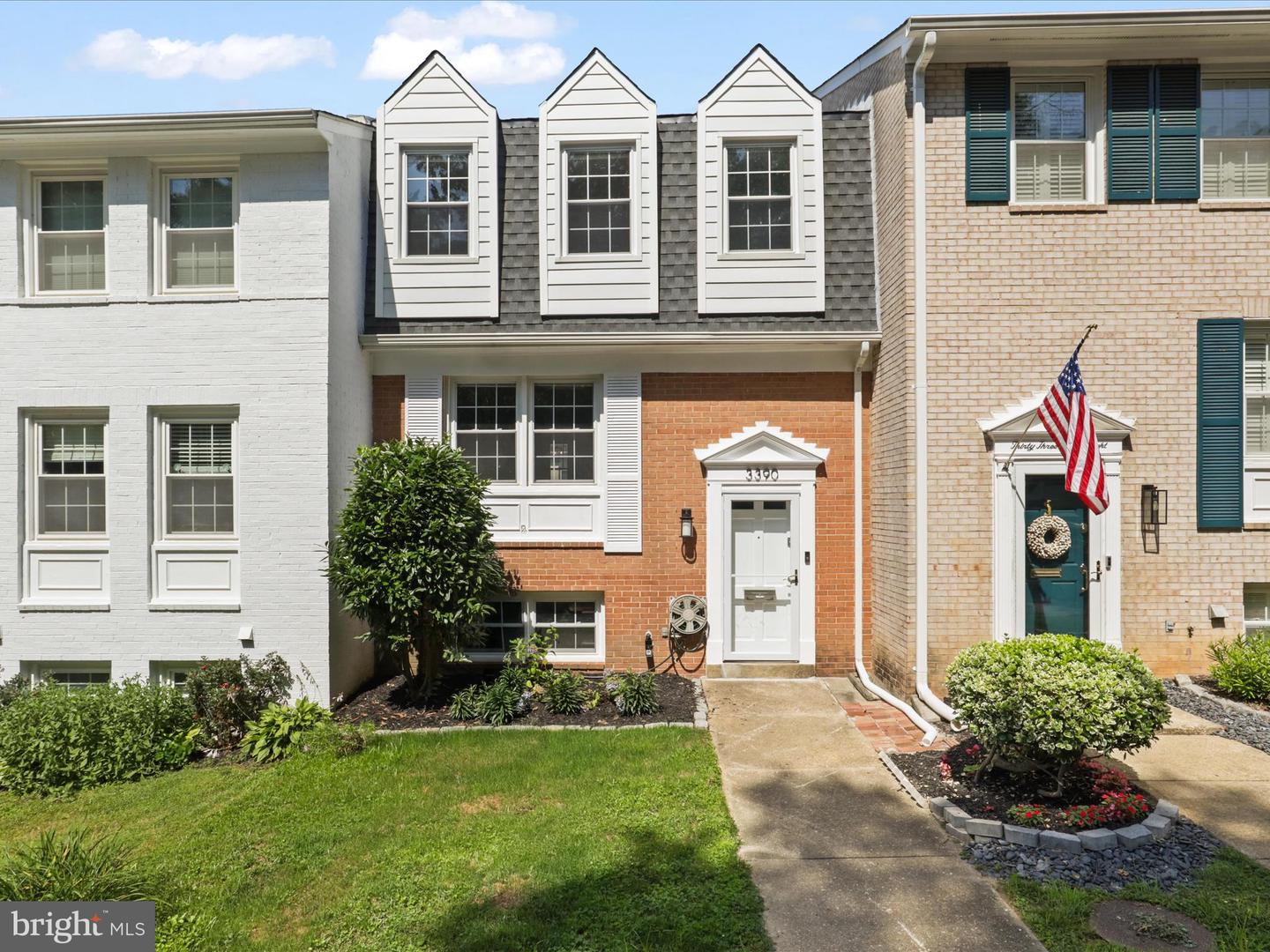 3390 Whipple Court, Annandale