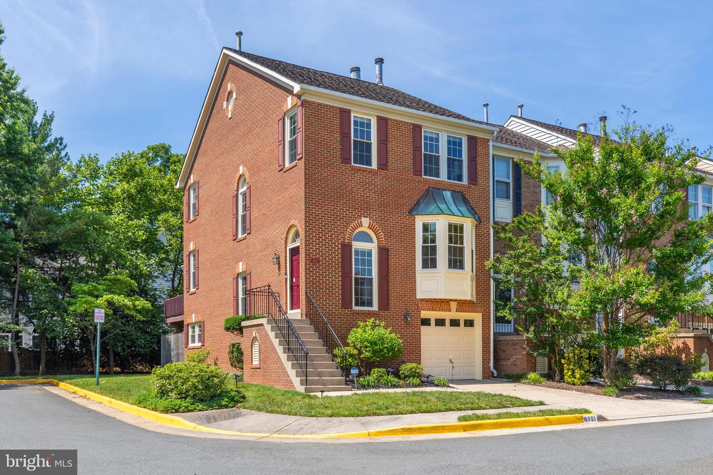 8001 Gina Place, Vienna