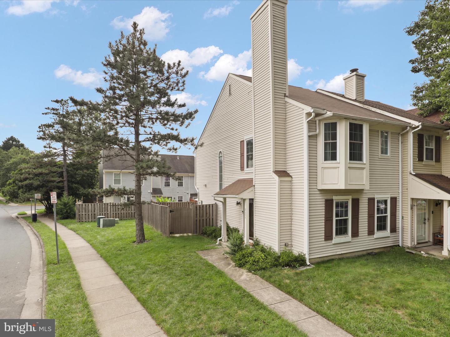 8694 Venoy Court, Alexandria