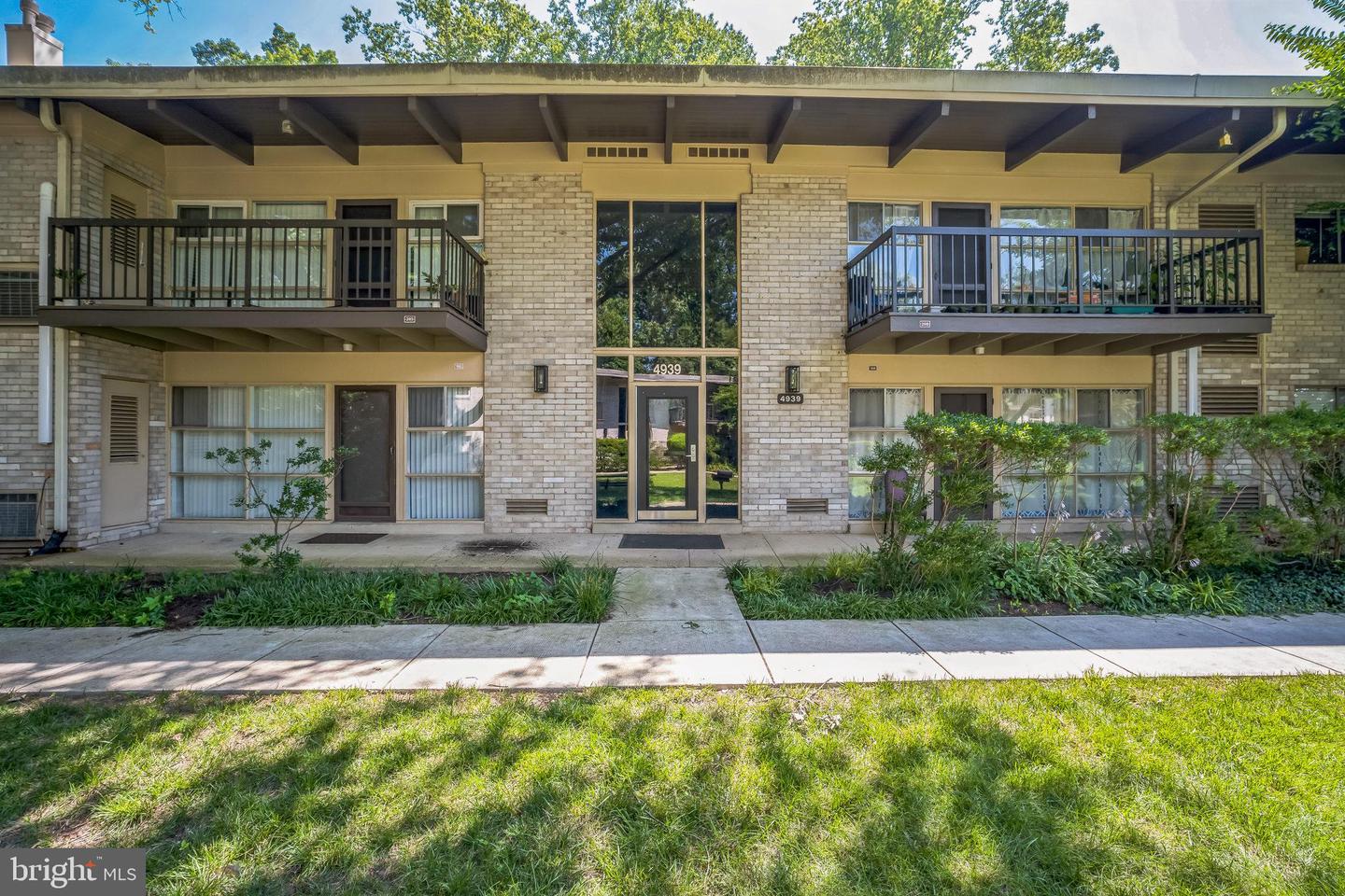 4939 Americana Drive #106, Annandale