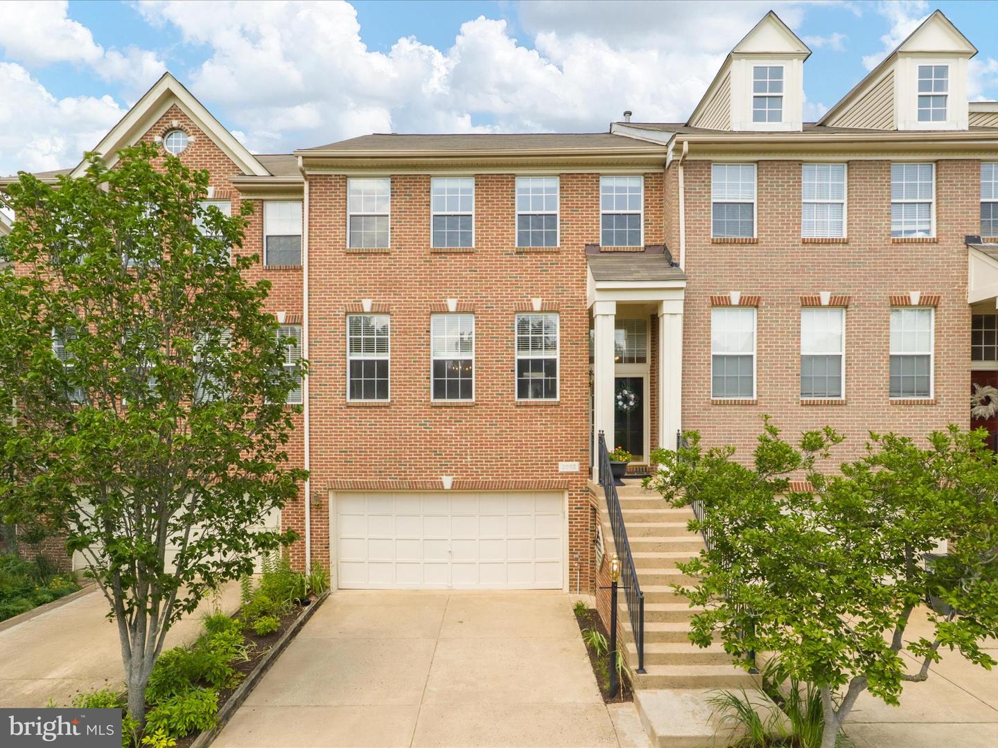 2662 Logan Wood Drive, Herndon