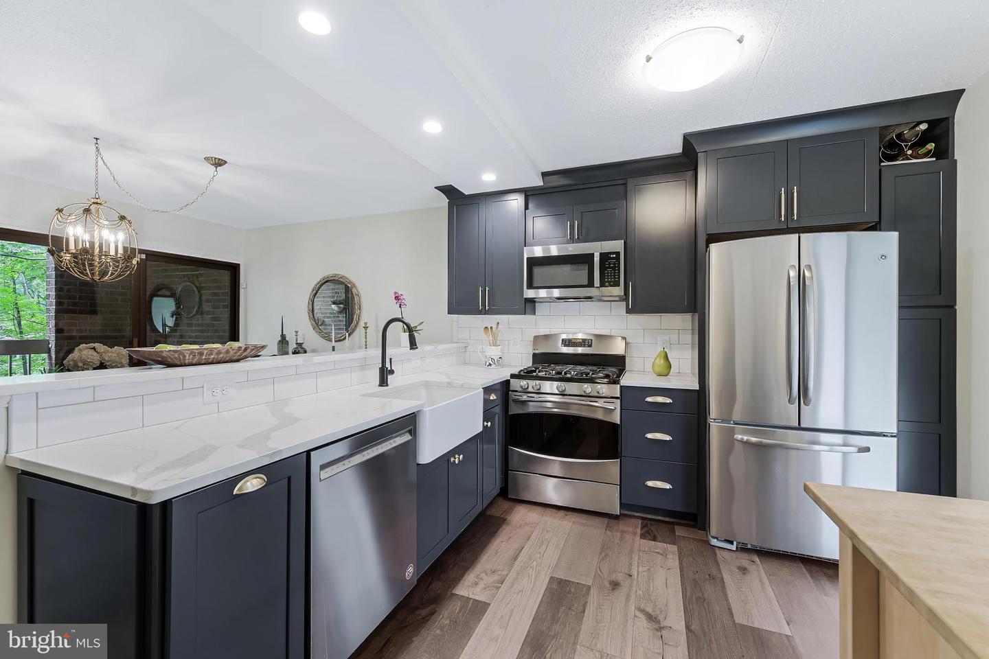 1568 Moorings Drive #11b, Reston