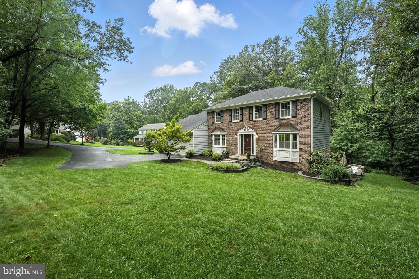 11923 Latigo Lane, Oakton
