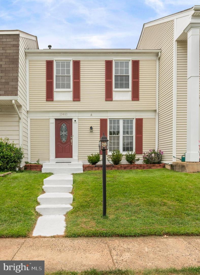 13483 Old Dairy Court, Herndon