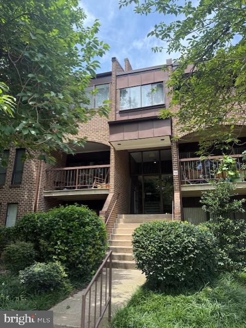 11260 Chestnut Grove Square #338, Reston