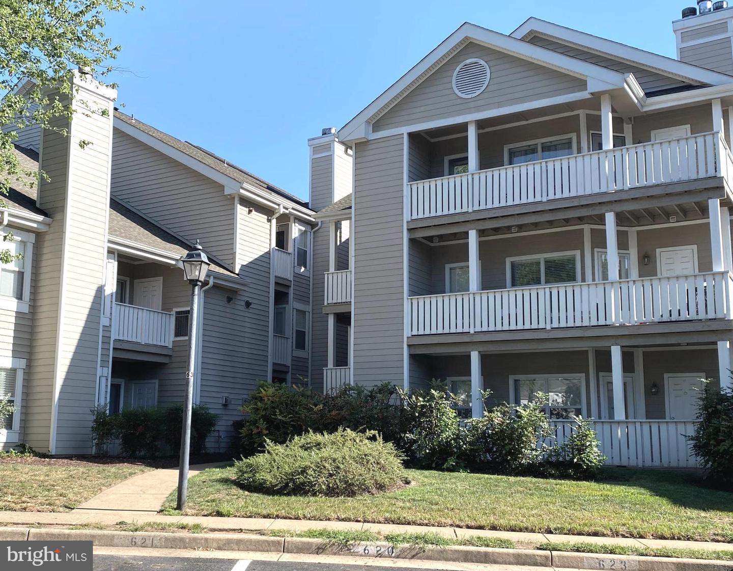 14322 Climbing Rose Way #205, Centreville