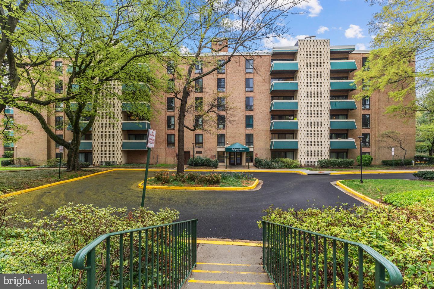 6143 Leesburg Pike #104, Falls Church