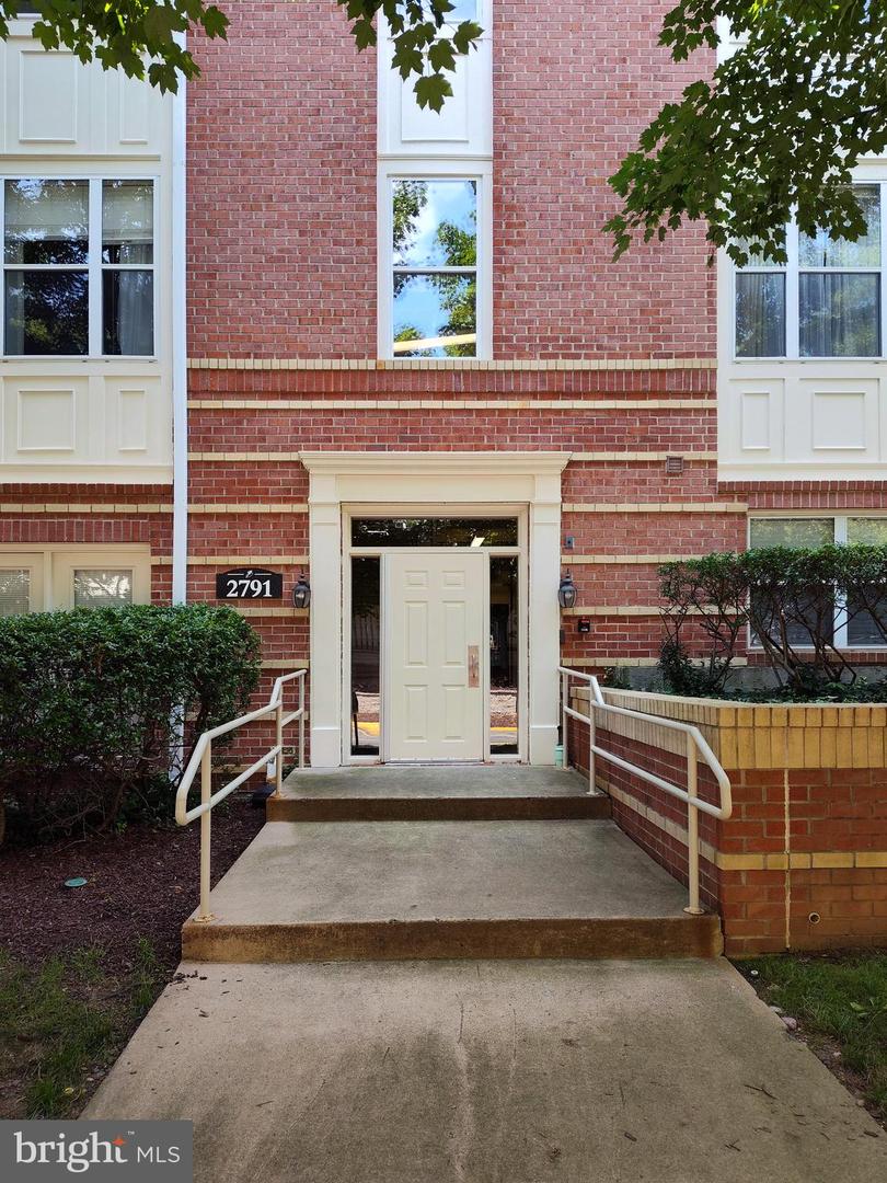 2791 Centerboro Drive #272, Vienna