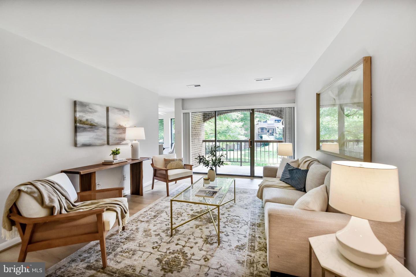 11224 Chestnut Grove Square #228, Reston