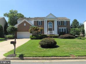 5802 Hampton Forest Way, Fairfax