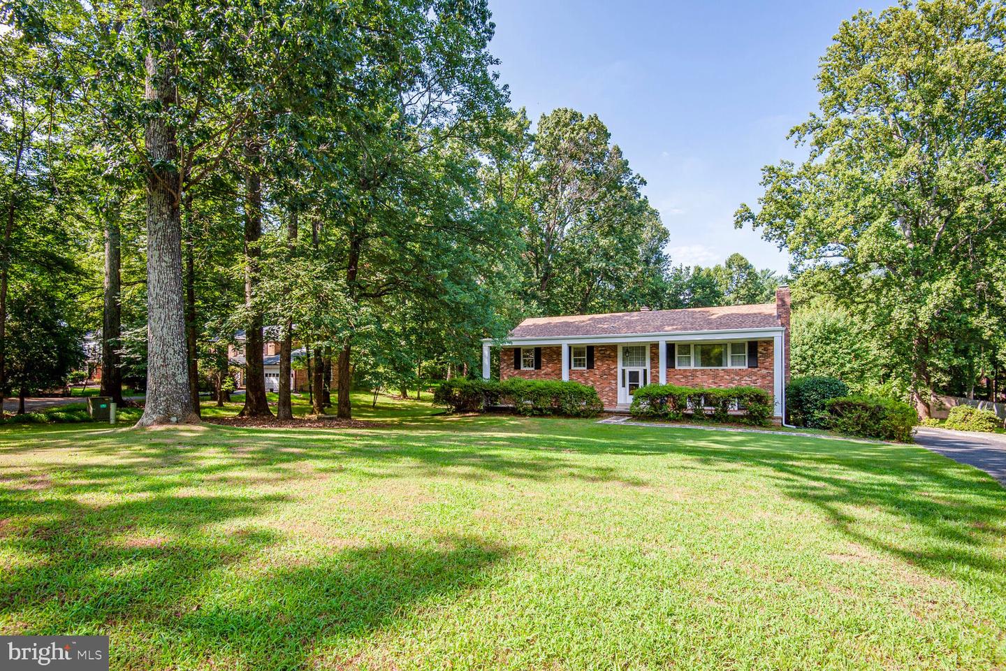 11328 Vale Road, Oakton