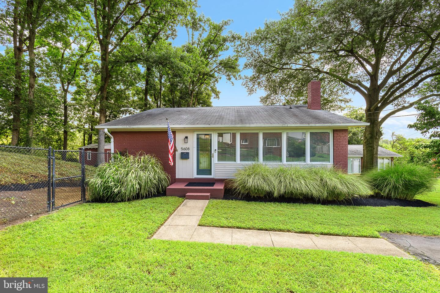 5608 Eton Court, Alexandria