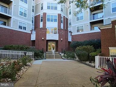 1645 International Drive #118, Mclean