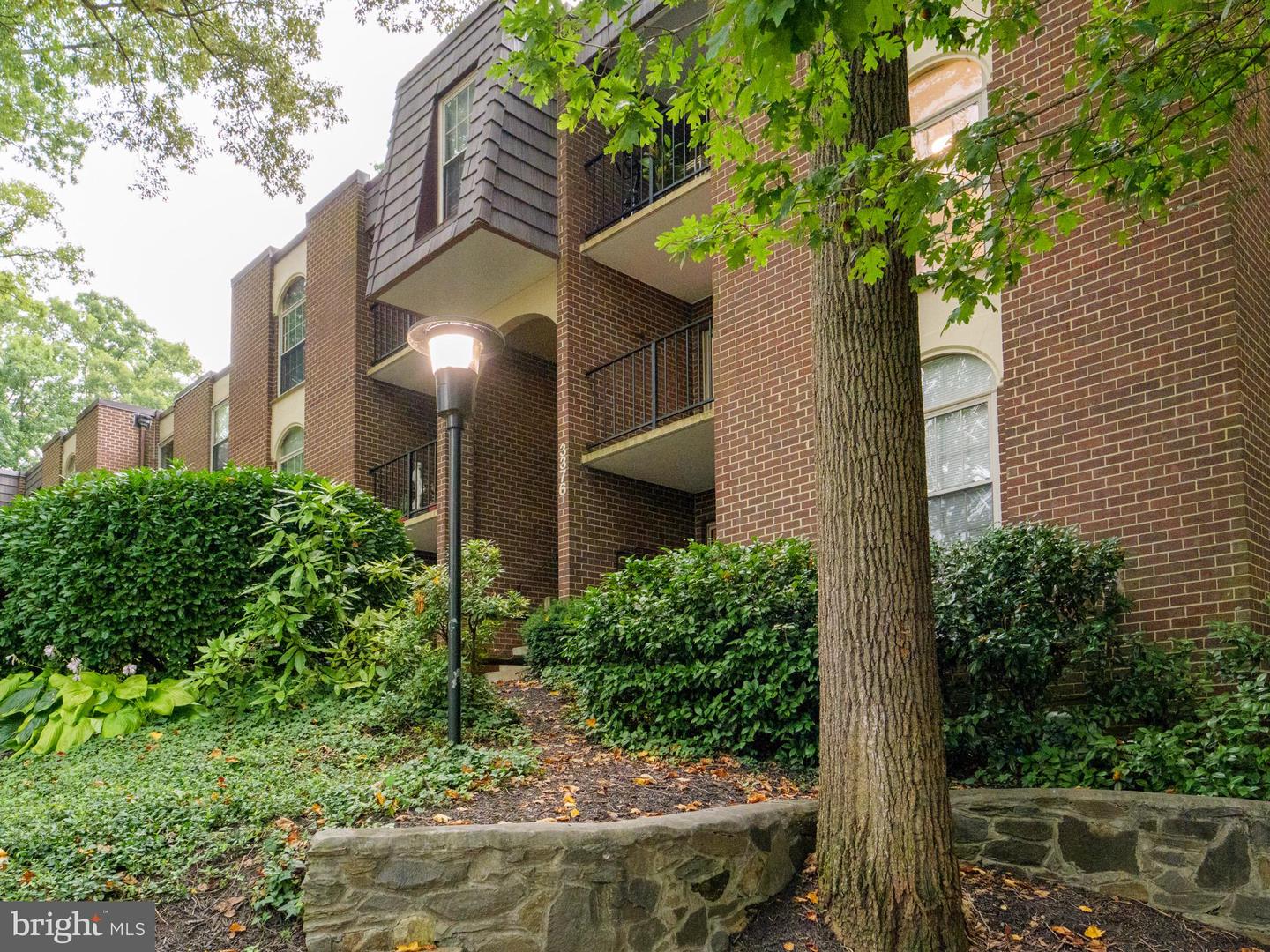 3376 Woodburn Road #24, Annandale